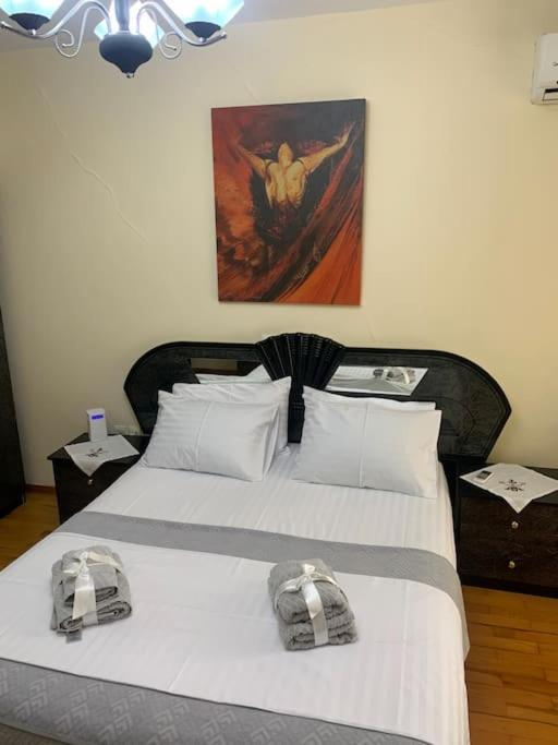 Christina'S House With 2 Bedrooms And Free Parking Gjirokastër Exterior foto