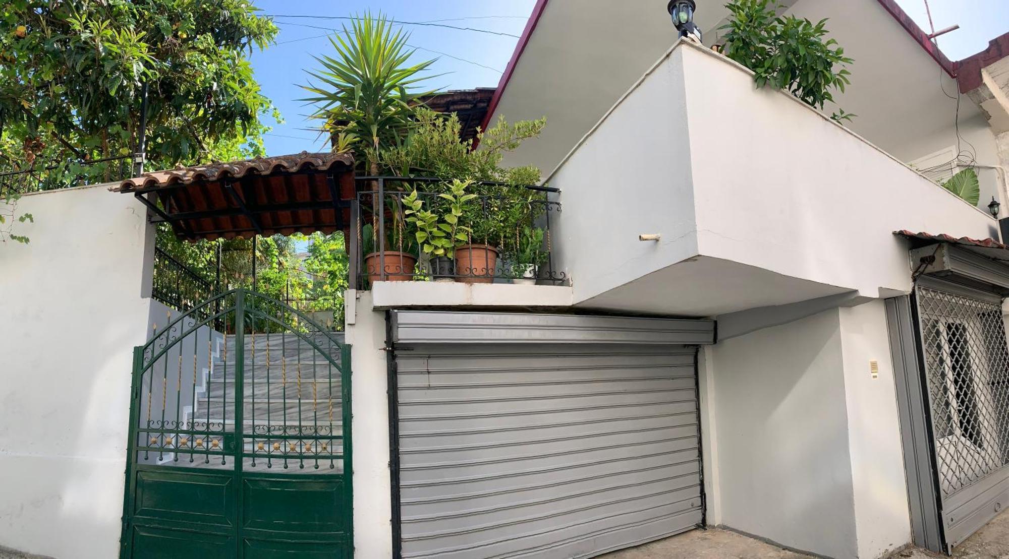 Christina'S House With 2 Bedrooms And Free Parking Gjirokastër Exterior foto